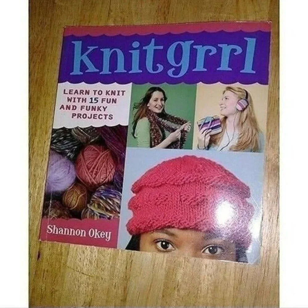 Knitgrrl: Learn to Knit -Book-LIKE NEW